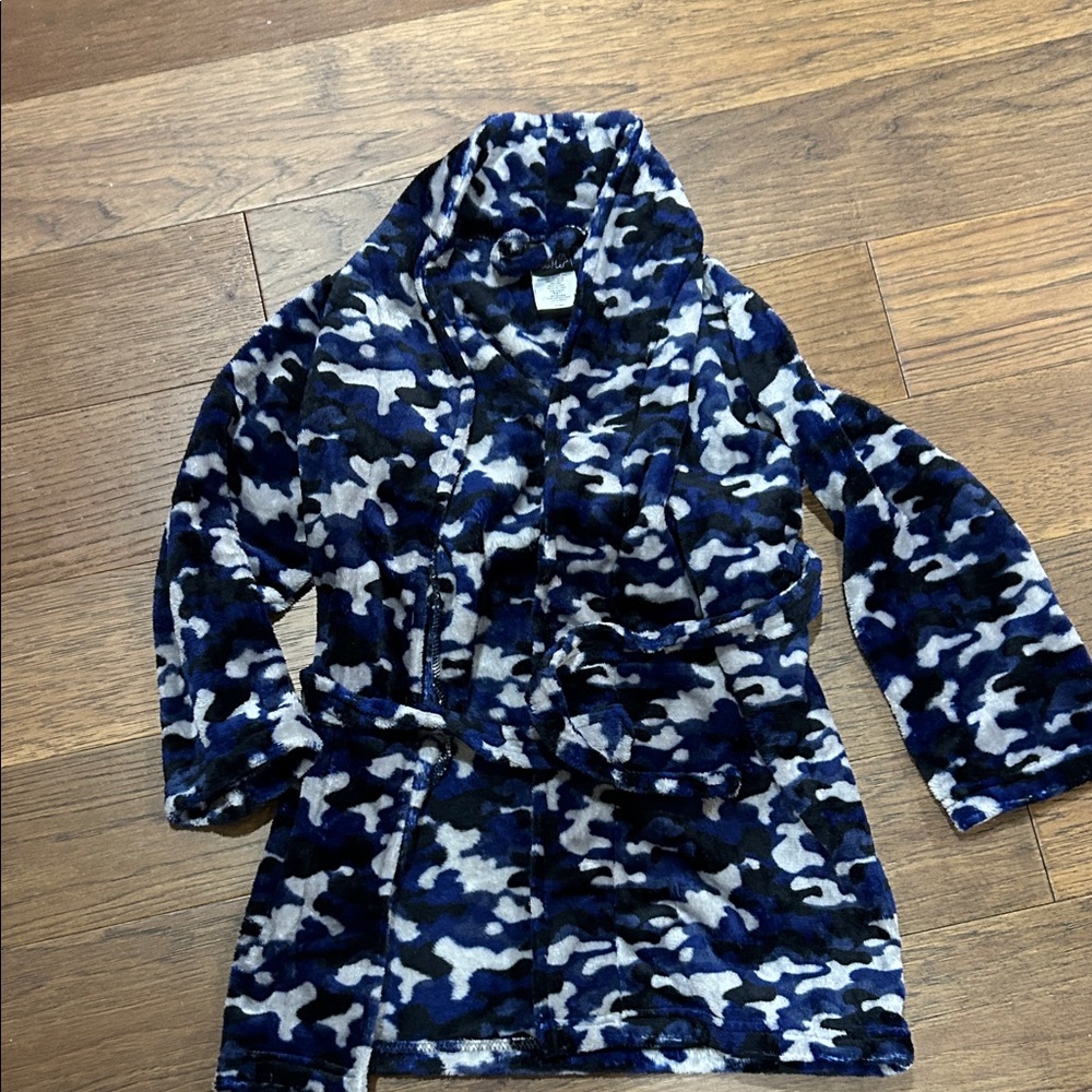 Blue & White Camo Plush Robe